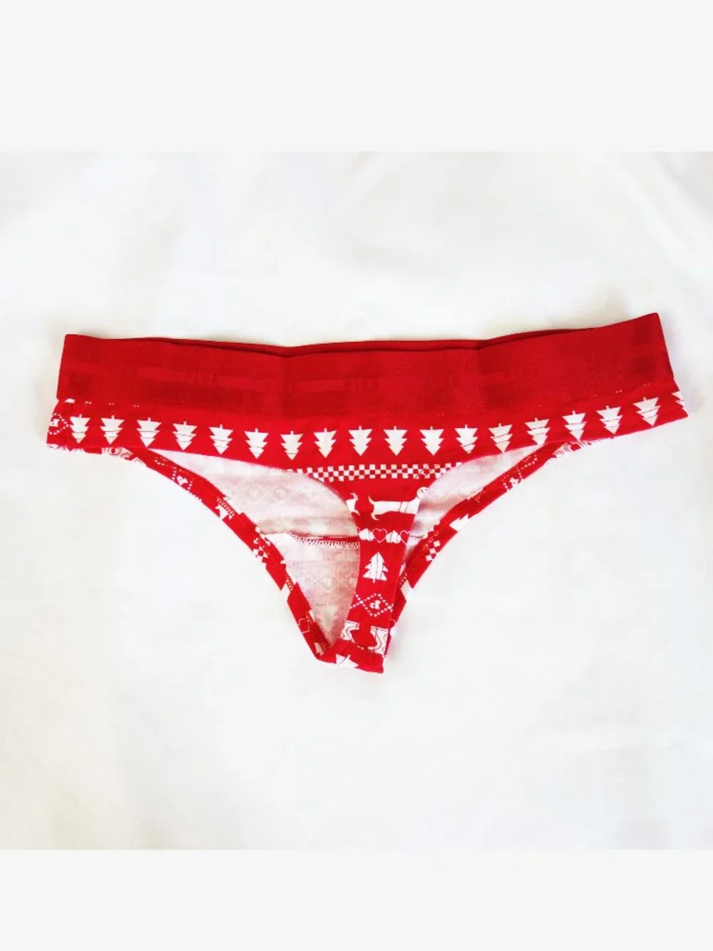 Victoria's Secret PINK Logo Holiday Print Thong Red Pepper (M) NWT!